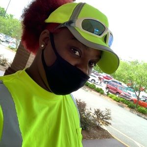 Meet your Posher, La-shirelle